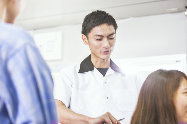 熊本県による復興支援ドラマ「ともにすすむ サロン屋台村」