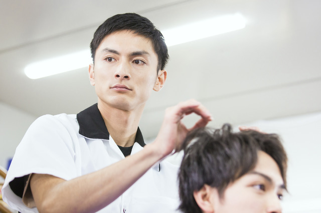 熊本県による復興支援ドラマ「ともにすすむ サロン屋台村」