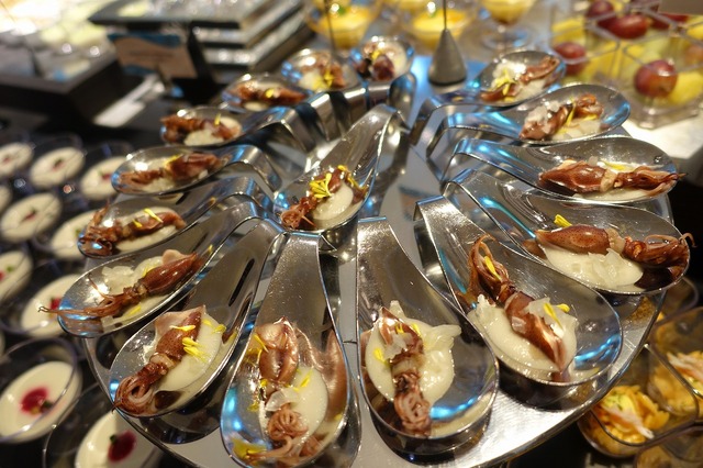 オチェーアノ「“ディズニー・イースター”ディナーブッフェ（3/20～6/6）」