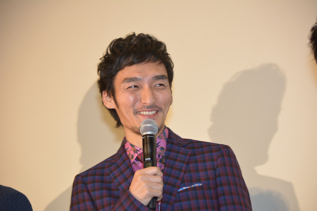 『クソ野郎と美しき世界』完成披露初日舞台挨拶