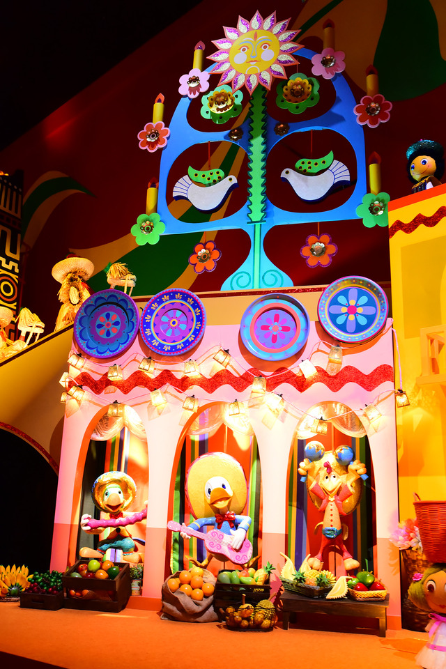 「イッツ・ア・スモールワールド」