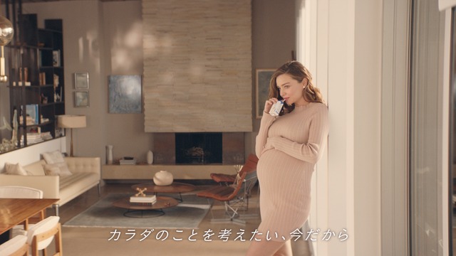 新CM「プラス糀　糀甘酒　からだを想う　プレーン篇」