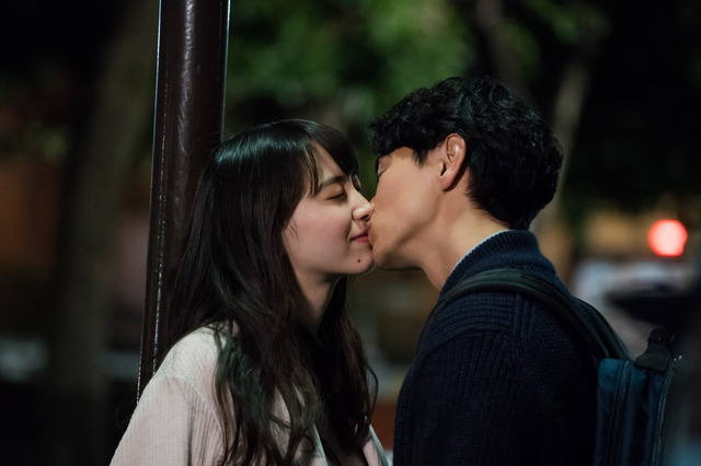 「ゼクシィ」CM「一万回のキス」ただ愛してる篇