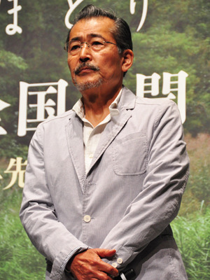 『小川の辺』完成会見