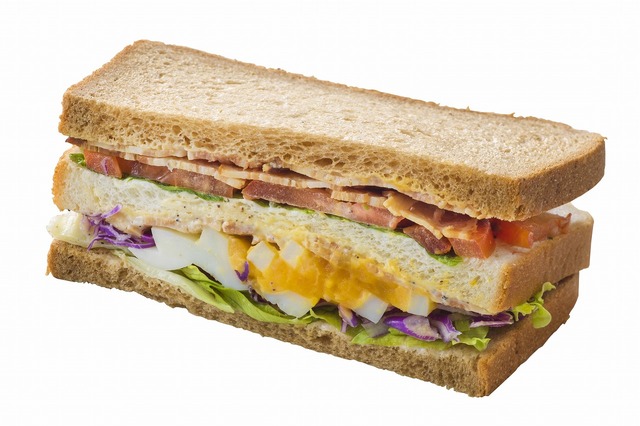 ボリューム満点！「BLTサンド（エッグ入り）」（ 500円円）