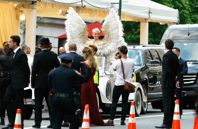 メットガラ2018衣装のテーマは「カトリック」(C)Getty Images