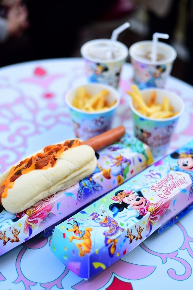 クリスマス当日までの期間限定だ。