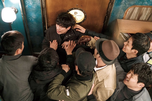 『7号室』(C) 2018 LOTTE ENTERTAINMENT All Rights Reserved.