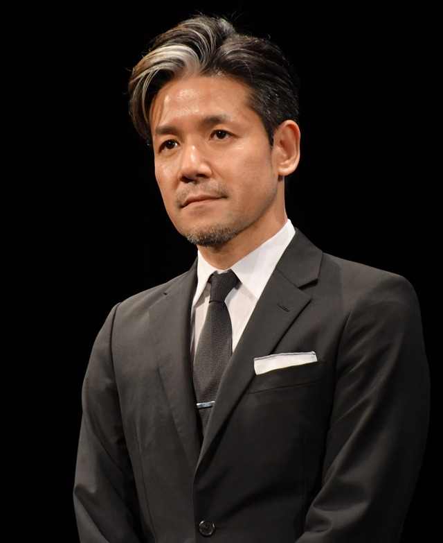 永井聡監督／映画『恋は雨上がりのように』の完成披露試写会