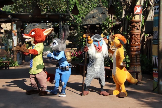 「カリブニ・マーケットプレイス」セレモニー