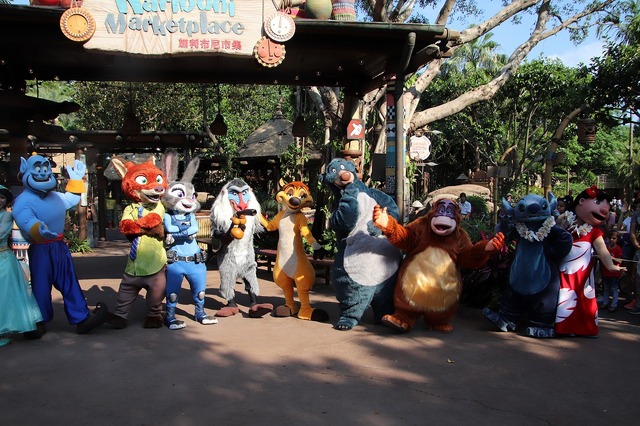 「カリブニ・マーケットプレイス」セレモニー