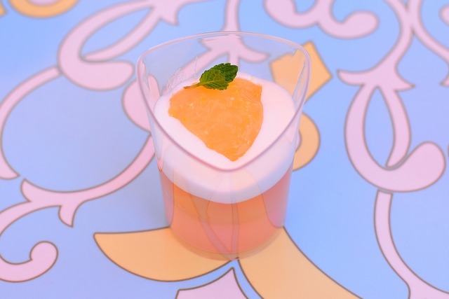 さっぱりお味のピーチゼリー付き☆