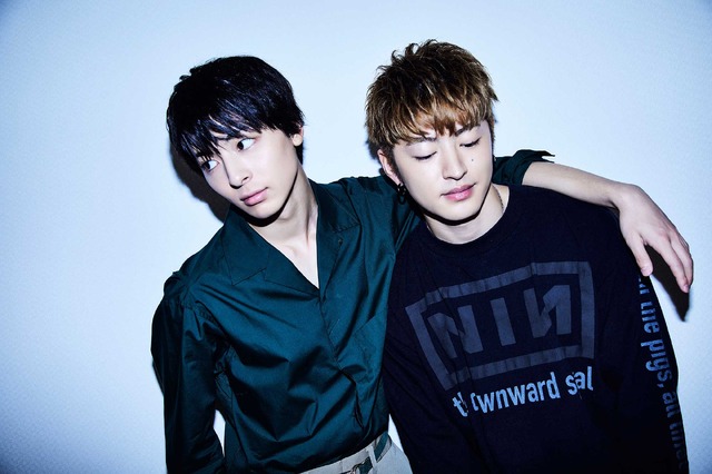 高杉真宙×佐野玲於『虹色デイズ』／photo：EMI高杉真宙×佐野玲於『虹色デイズ』／photo：EMI