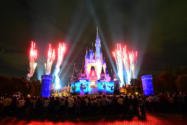 「Celebrate! Tokyo Disneyland」