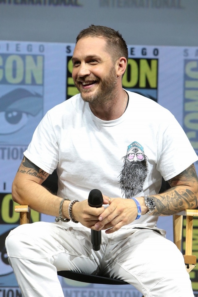 コミコン・インターナショナル・サンディエゴにて登壇するトム・ハーディ『ヴェノム』(C)&TM 2018 MARVEL