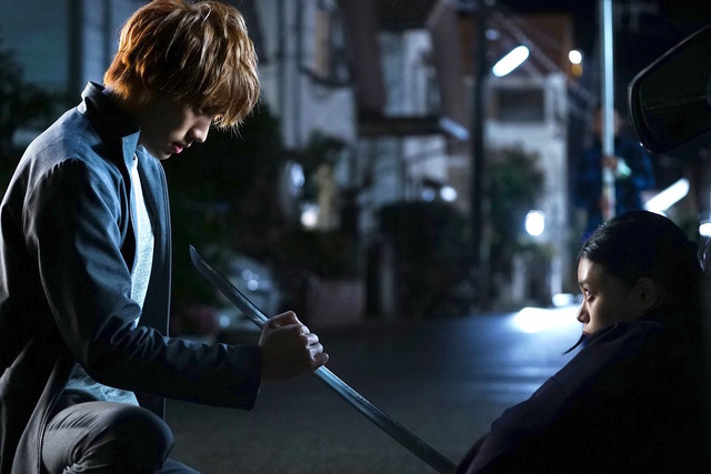 福士蒼汰が死神へ 悪霊 虚 ホロウ との激闘が始まる Bleach 冒頭映像 Cinemacafe Net