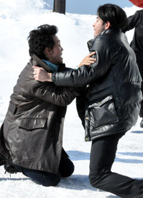 『探偵はBARにいる』大泉洋×松田龍平 現場取材インタビュー　photo：Naoki Kurozu