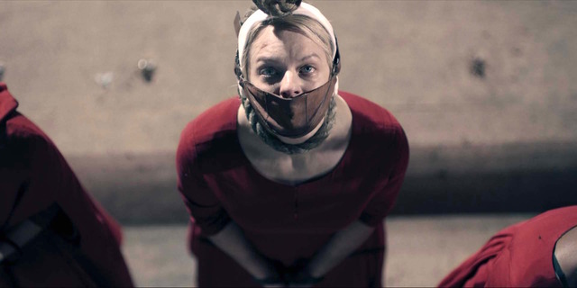 「ハンドメイズ・テイル／侍女の物語」シーズン２　The Handmaid’s Tale （C） 2018 MGM Television Entertainment Inc. and Relentless Productions LLC. All Rights Reserved.
