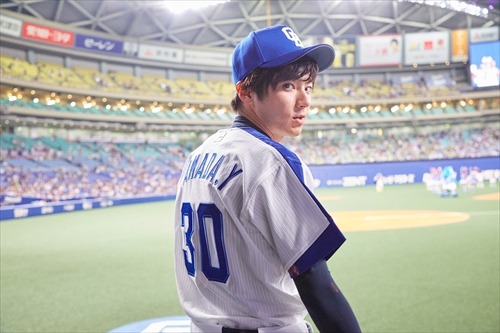 『あの頃、君を追いかけた』ナゴヤドーム始球式　(C)『あの頃、君を追いかけた』フィルムパートナーズ