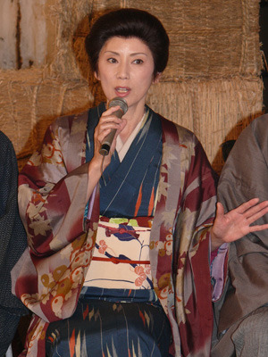 「神様の女房」スタジオ取材会