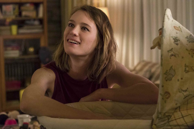 『タリーと私の秘密の時間』　(C) 2017 TULLY PRODUCTIONS.LLC.ALL RIGHTS RESERVED.