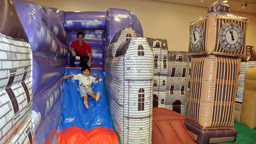 「カーズ・プレイグラウンド」 -(C) Disney/Pixar