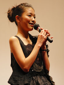 『神童』萩生田宏治監督、成海璃子、松山ケンイチ、三浦友理枝、清塚信也 完成披露試写会舞台挨拶