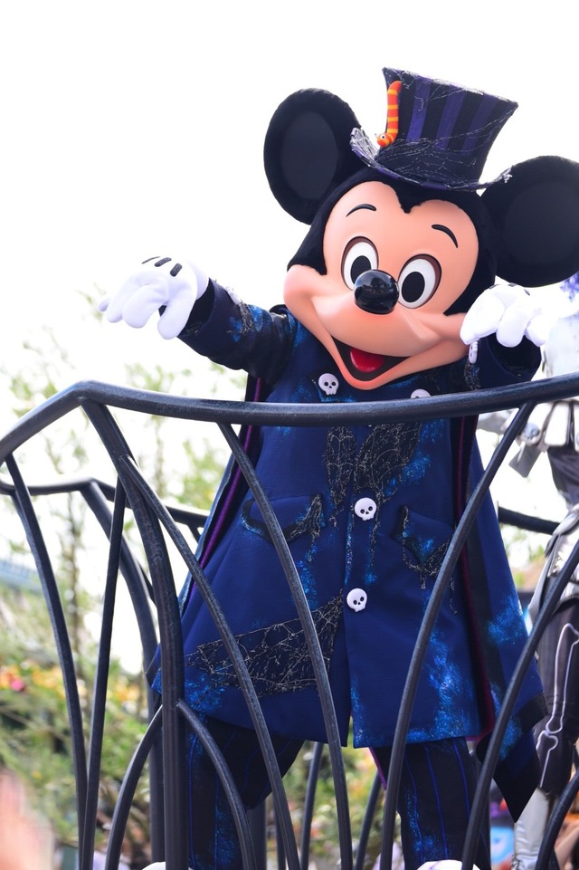 「スプーキー“Boo!”パレード」東京ディズニーランド