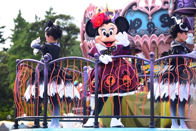 「スプーキー“Boo!”パレード」東京ディズニーランド