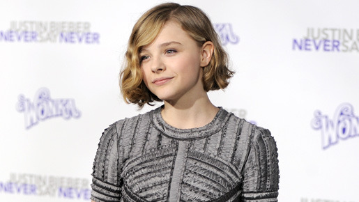 2月、『ジャスティン・ビーバー　ネヴァー・セイ・ネヴァー』のプレミアに登場したクロエ -(C) AP/AFLO