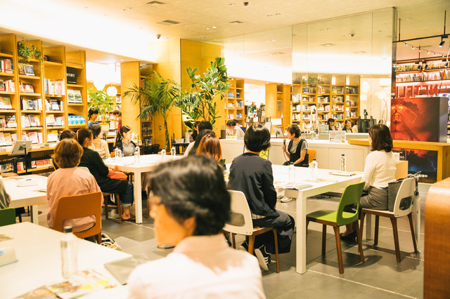 「おいしいレシピとおいしいトーク」イベント　『食べる女』（C）２０１８「食べる女」倶楽部