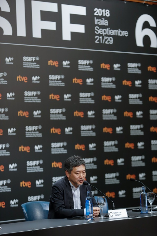 是枝裕和監督　サン・セバスチャン国際映画祭にて　(C)Festival de San Sebastian. Photo Jorge Fuembuena.jp