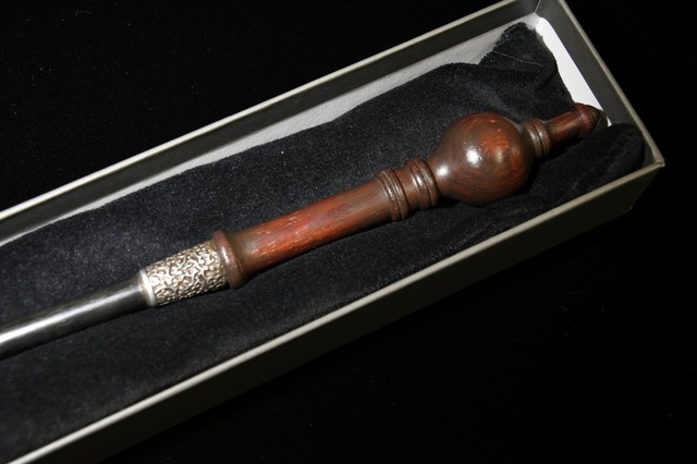 『ファンタスティック・ビーストと黒い魔法使いの誕生』芦田愛菜専用の杖　（C）2018 Warner Bros. Ent.  All Rights Reserved.Harry Potter and Fantastic Beasts Publishing Rights （C）J.K.R.