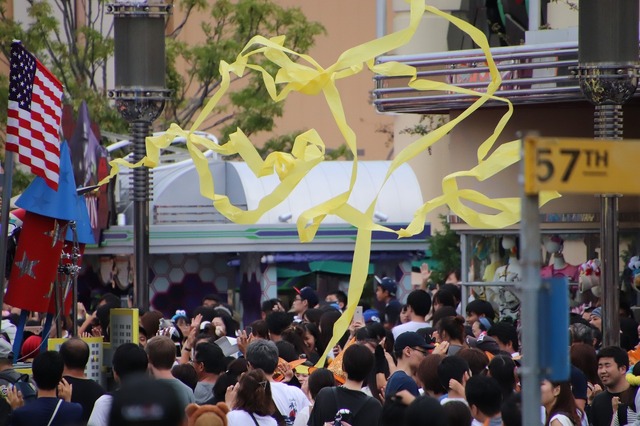 “こわかわハロウィーン”の昼のメインプログラム、「フェスタ・デ・パレード」☆