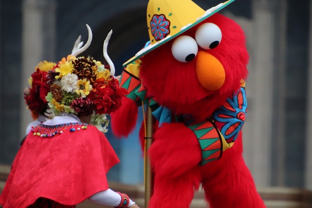 “こわかわハロウィーン”の昼のメインプログラム、「フェスタ・デ・パレード」☆