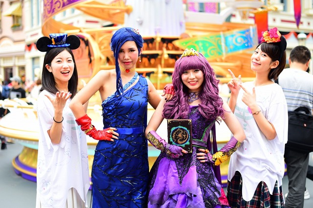 【写真30枚】Dハロ満喫大作戦！新パレード、新フード、新フォトロケで思い出を☆