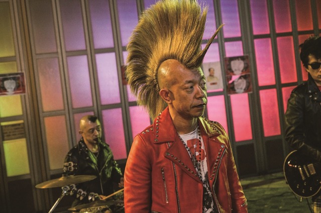 『音量を上げろタコ！なに歌ってんのか全然わかんねぇんだよ！！』（C）2018「音量を上げろタコ！」製作委員会