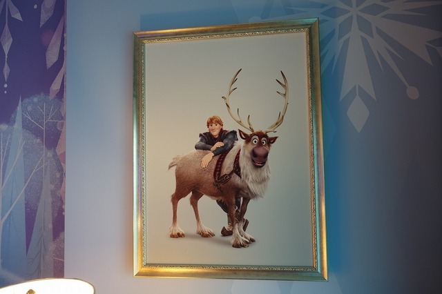 取材協力：香港ディズニーランド・リゾート