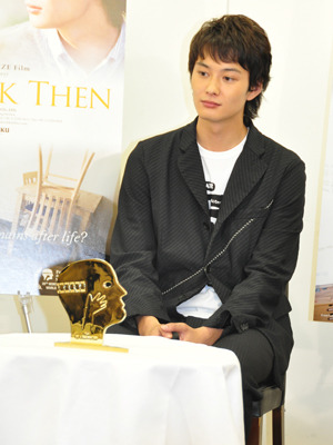 『アントキノイノチ』受賞報告会見