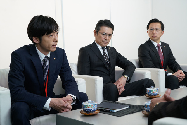 『空飛ぶタイヤ』　（C）2018「空飛ぶタイヤ」製作委員会