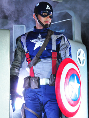 『キャプテン・アメリカ　ザ・ファースト・アベンジャー』ユージ＆上島竜兵イベント