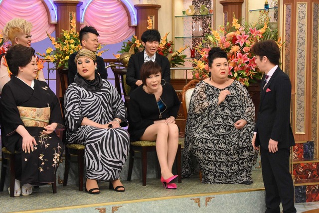 「行列のできる法律相談所」 (C) NTV