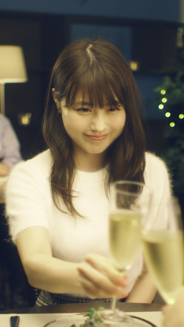 「wicca（ウィッカ）」動画「#見つめてたい」