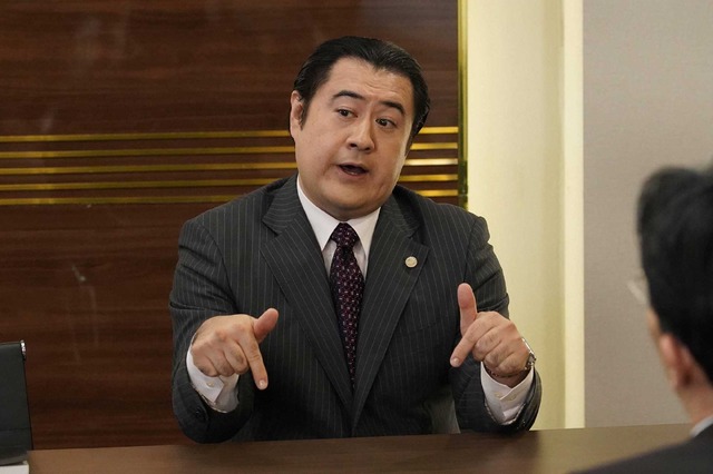 「SUITS／スーツ」第6話 (C) フジテレビ