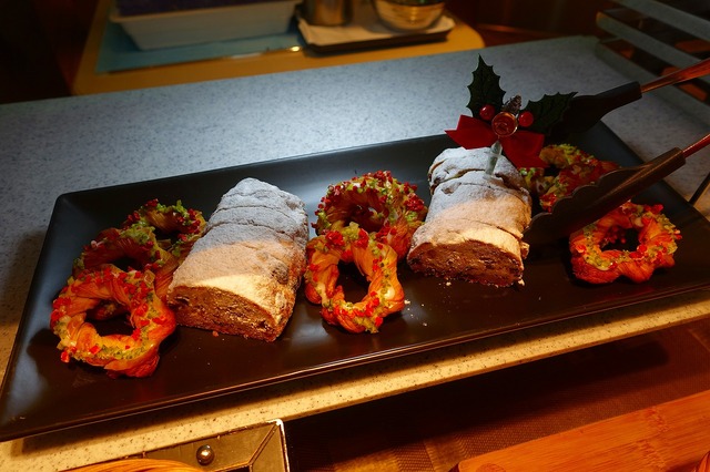 ホテル経由で優雅にショーを観る方法☆(C) Disney