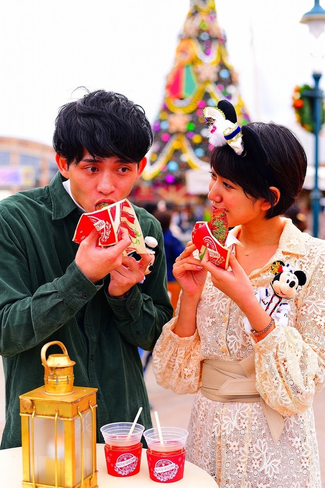 (C) Disney ※取材時の状況に基づいて記事化しています。ショー内容など異なる場合もあります。また紹介したイベント、メニューなどすべての情報は予告なく変更になる場合があります。詳細は公式サイトを参照ください。