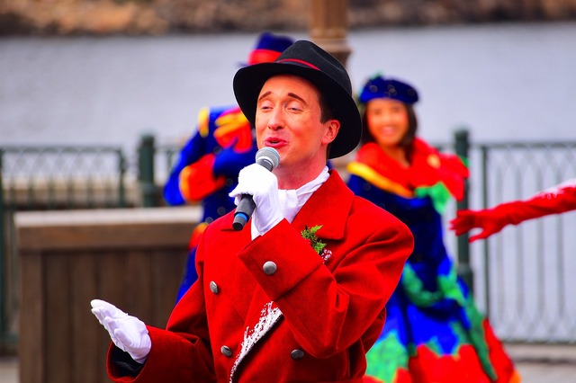 超人気ハーバーショー「イッツ・クリスマスタイム！」☆(C) Disney