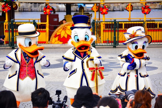 超人気ハーバーショー「イッツ・クリスマスタイム！」☆(C) Disney