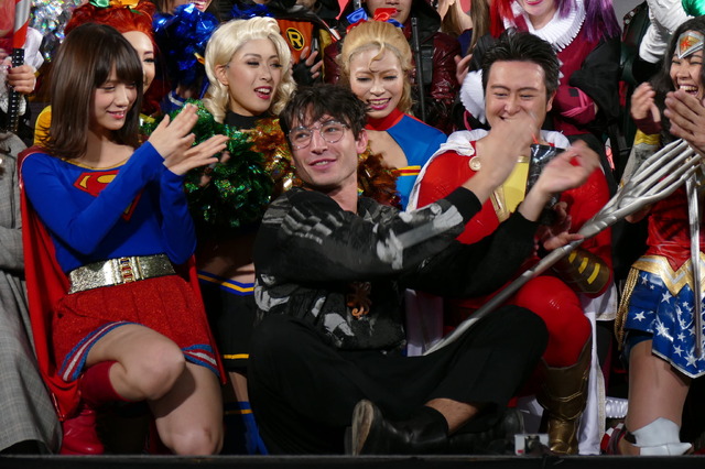 エズラ・ミラー/東京コミコン2018「DC COSPLAYERS LEAGUE 2018」
