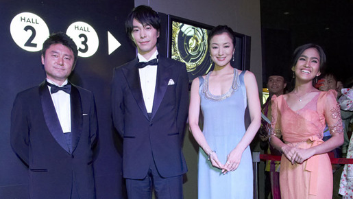 『セカンドバージン』マレーシアにて舞台挨拶